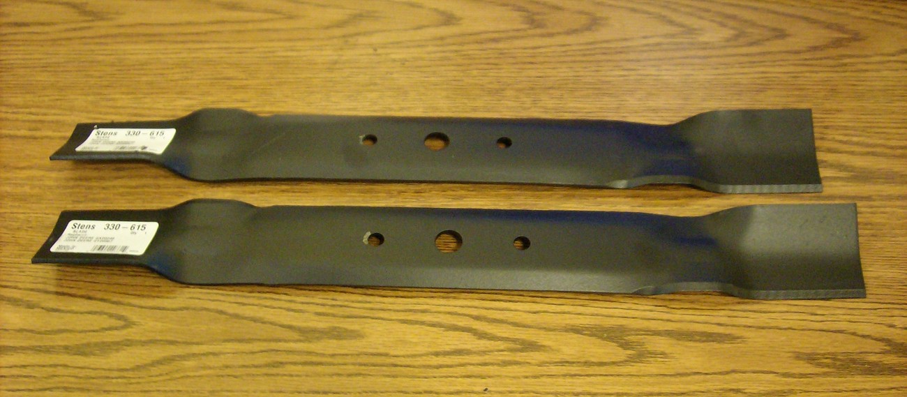 Blades for 42" cut John Deere, Scotts L100, L108, L110, L111, GX20249 / GX20819