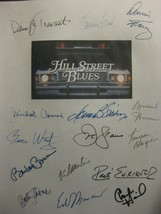 Hill Street Blues Signed TV Script Screenplay Autograph Daniel J Travanti Veroni - £13.31 GBP