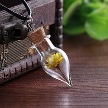 Handmade Daisy Dried Flower in Natural Glass Necklace - £9.41 GBP