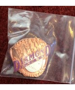 Vtg MLB Phoenix Arizona 1999 Diamondbacks Glove Lapel Pin - $376.14 MXN