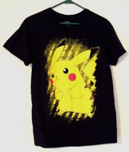 Pokemon t-shirt size M men Pikachu 100% cotton black short sleeve - £6.16 GBP