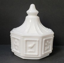 Vintage Imperial Octagon White Milk Glass Covered Candy Dish - £21.15 GBP