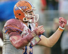 Tim Tebow 8X10 Photo Florida Gators Ncaa Football Picture Muddy - £3.76 GBP