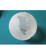 PAPERWEIGHT SIGNED CORREIA BY EWELICK STUDIO GLOBE CLEAR AND FROSTED   3... - £98.11 GBP