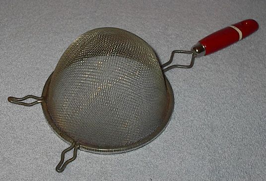 Red Wood Handle 5 inch Kitchen Stainer Utensil Made in USA - $9.95