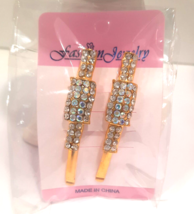 Vintage package of 2 Fashion Jewelry Sparkle clip barrettes NIP  Grip tight - £4.69 GBP