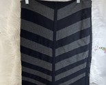 White House Black Market Womens Pencil Skirt Chevron Knee Length, Size 8 - $20.57