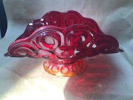 Vintage L. E. Smith Banana Boat Red Glass Dish Centerpiece - £23.32 GBP