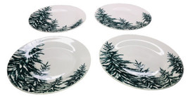 Royal Norfolk 10 1/2&quot;Christmas Holly Wreath Dinner Plates Set Of 4-NEW-S... - £63.21 GBP