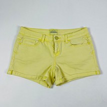 Aeropostale Hot Pants Rolled Cuff Womens Shorts Junior Size 7 Yellow Str... - $18.99