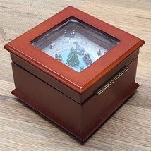 Mr. Christmas Miniature Music Box Winter Scene Lighted &quot;Deck the Halls&quot; Jewelry - £25.48 GBP