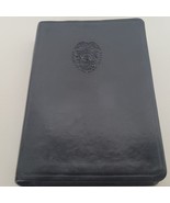 Law Enforcement Officer&#39;s Bible Holman Christian Standard HCSB Leather - $714.01 MXN