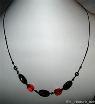18&quot; Black  Wire Necklace Black Red Gray Cats Eye Glass Beads ~N066 NWOT - £8.59 GBP
