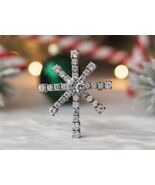 Vintage Star of Bethlehem Brooch | Rhinestone Crystal Christmas Pin - $538.09 MXN