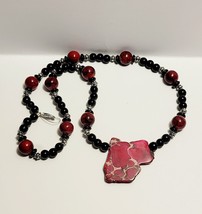 Vintage Costume Handmade Necklace Maine 19&quot; Polished Pink Red Agate B65 - £20.69 GBP