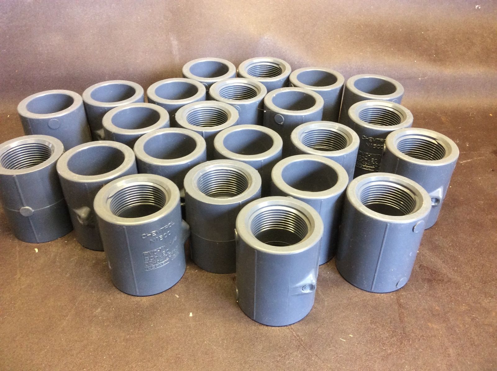 (23) CHEMTROL NIBCO 1 1/4&quot; TEE FITTINGS FEMALE ASTM SCH 80 PVC-I D2467 N... - $38.61