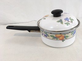 An item in the Pottery & Glass category: Mikasa Garden Harvest AY007 2 Qt Lidded Stovetop Metal Sauce Cooking Pan