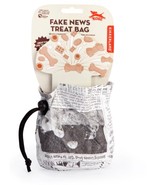 Kikkerland Kobe Fake News Dog Treat Bag, Holds 2 Cups, 16 Oz., Hip Clip ... - €6,81 EUR