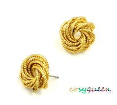 Women new gold textured rings flower stud pierced earrings - $9,999.00