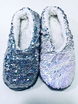 Ladies Size S/M Reversible Iridescent White To Silver Sequined Sherpa Slippers - £7.77 GBP
