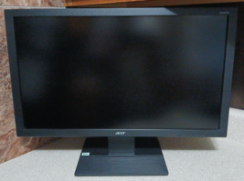 Acer V246HQL 24&quot; HD LED Widescreen LCD Computer Monitor VGA DVI HDMI - $47.02