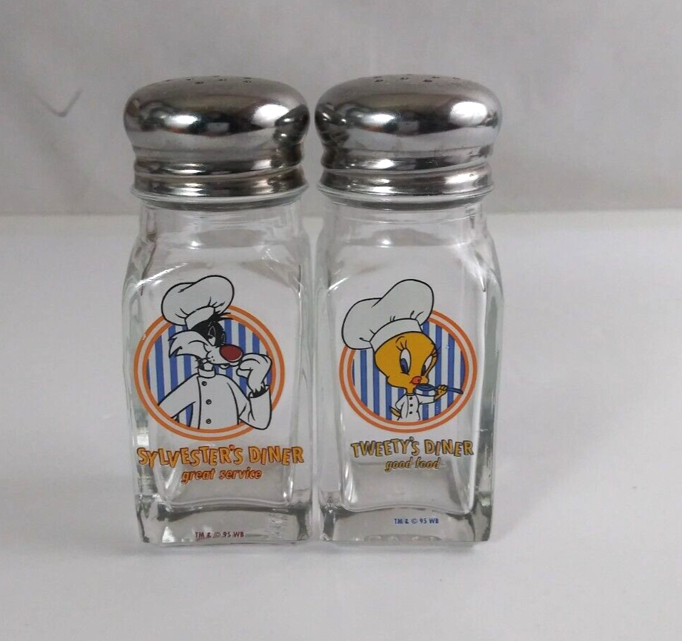 1995 Warner Bros Looney Tunes Sylvester &amp; Tweety&#39;s Diner Salt &amp; Pepper S... - $14.84