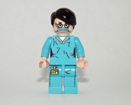 Nurse Male in Blue Hospital D Building Minifigure Bricks US - £7.02 GBP