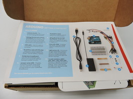 Arduino The Official Starter Kit Deluxe Bundle with Make: Arduino Uno R3 - £59.75 GBP