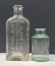 Early 1 Black Cat And 1 Alma Polish Bottles - $15.84