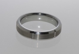 Mens Wedding Band Tungsten Ring Multiple Vertical Grooves Brushed Center 5mm - £21.98 GBP