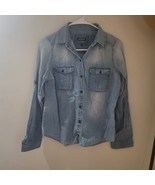 Express Button Up Size S - €3,41 EUR Express Button Up Size S - €3,41 EUR