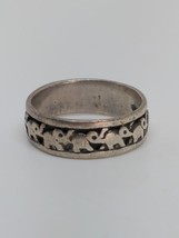 Vintage Sterling Silver 925 Elephant Band Ring Size 7 - £17.20 GBP