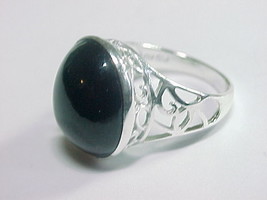 BLACK ONYX Vintage RING in Sterling Silver - Size 8 - $85.00