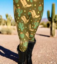 NEW Womens Exclusive Cowgirl Boot Cactus Leggings OS/TC/TC2 Soft as Lularoe - £18.83 GBP