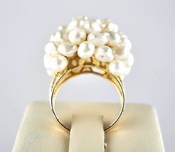 Authenticity Guarantee

*Lady&#39;s 14k Yellow Gold Natural Pearl Ring Size 6.5 - $4,256.59