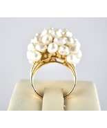 Authenticity Guarantee

*Lady&#39;s 14k Yellow Gold Natural Pearl Ring Size 6.5 - $5,905.62 CAD