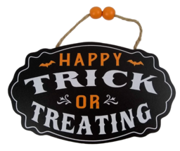Halloween colors Bats Happy TRICK or TREAT Wood HANGING Decor Wooden Rope 7 1/2&quot; - £8.04 GBP