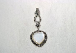 Sterling Silver Mother of Pearl Marcasite Heart Pendant K1388 - £43.42 GBP