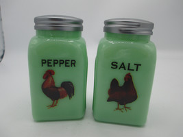 Jadeite Salt and Pepper Shakers Mid Century Style Red Rooster and Hen - £15.62 GBP