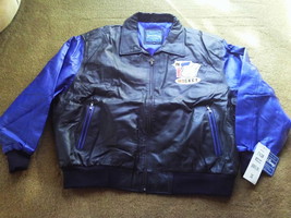 Nwt/Walt Disney/Thumbs Up Mickey/Mickey Mouse/Leather Jacket/3 Xl - $200.00