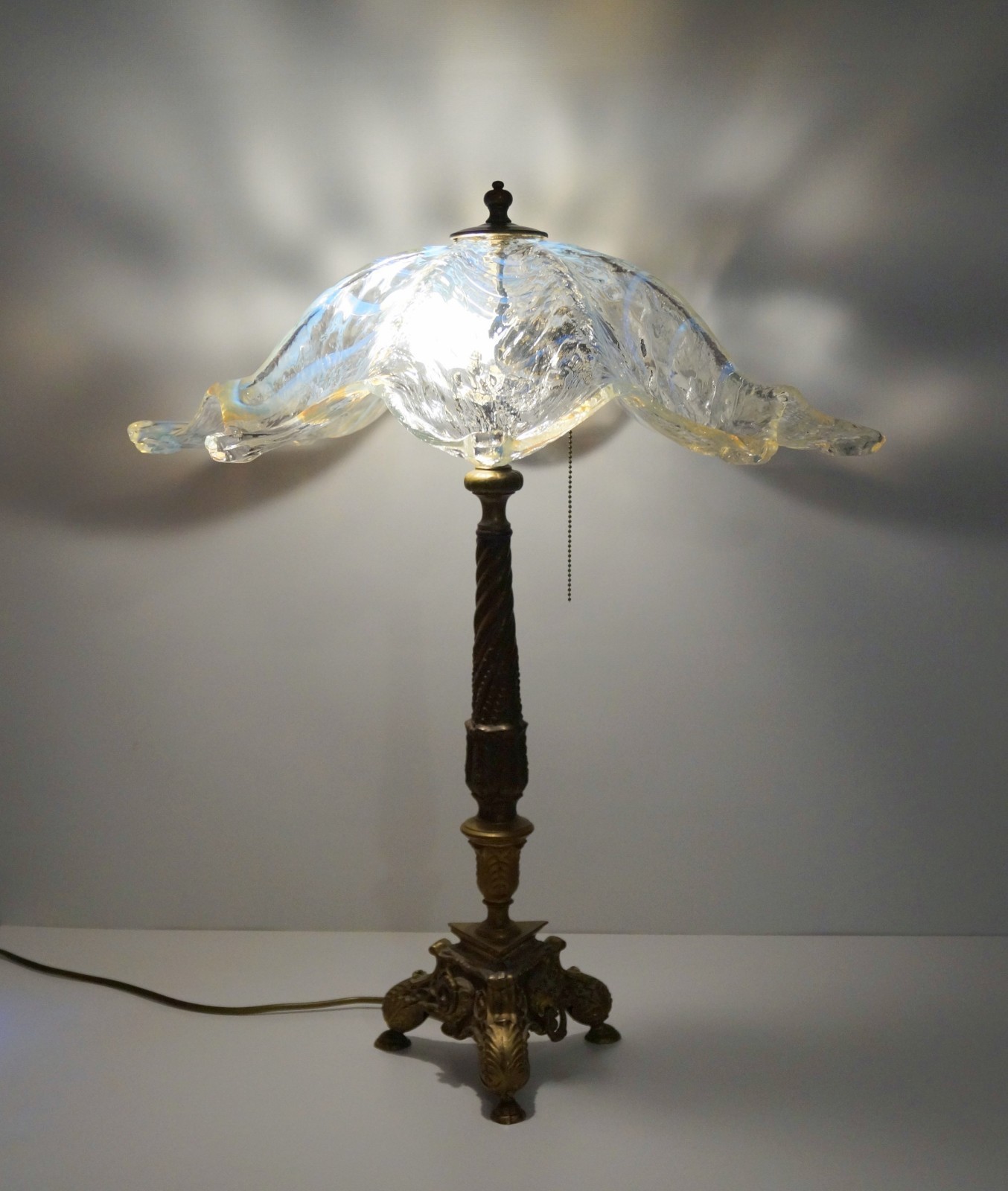 Très Grand Elegante Art Nouveau Lampe de Cuivre Pièce Unique 1940 Löwenköpfe Item image 3