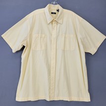 Izod Men Shirt Size XL Yellow Preppy Button Up Classic Short Sleeves Lightweight - £11.35 GBP