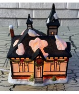 VTG Christmas Village Victorian School House Ceramic Light Up Holiday Ho... - $33.15 CAD