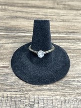 Vintage Round Glass Stone Silver Tone Ring Size 8 Estate Jewelry KG JD - $13.48 CAD