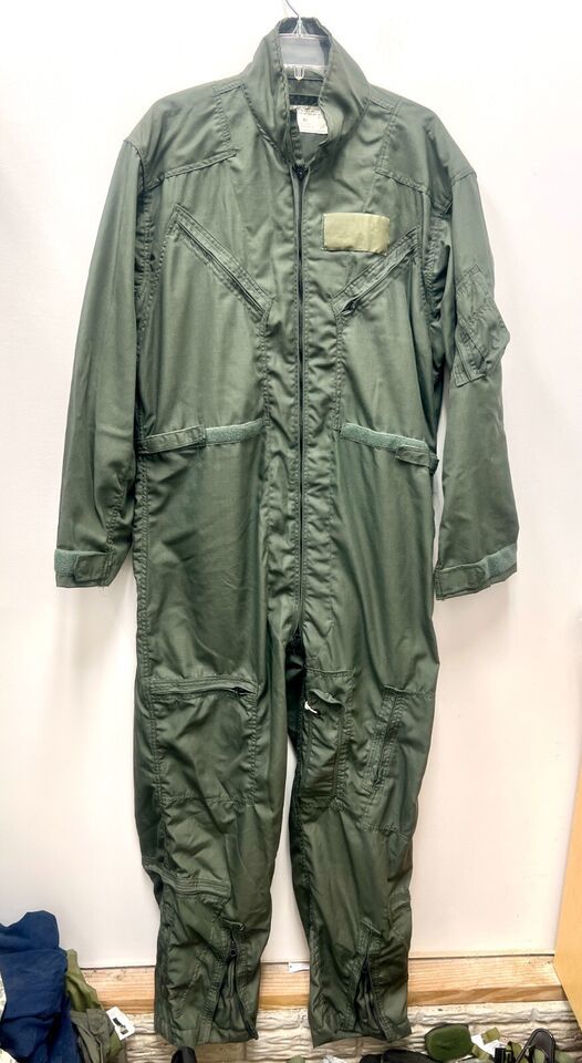 GENUINE US AIR FORCE 1969 GREEN NOMEX FIRE RESISTANT FLIGHT SUIT CWU-27/... - $140.25
