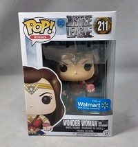 FUNKO POP HEROES Justice League WALMART EXCLUSIVE Wonder Woman  211 New ... - $113.07 MXN