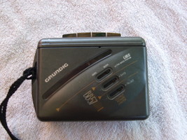 Grundig BB 57 Walkman Portable Cassette Player Ultra Mega Bass System - £17.51 GBP