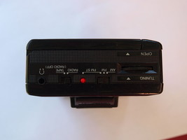Vintage Sharp Stereo Am Fm Cassette Player  Walkman Jc 126 - $14.56