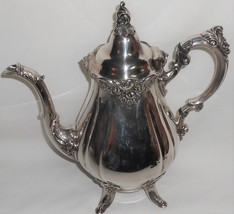 Vintage Wallace Silverplate Baroque Pattern Six Cup Coffee Pot - £140.92 GBP