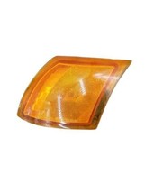 Driver Corner/Park Light Side Marker Beside Headlamp Fits 02-05 VUE 333278 - $408.54 MXN